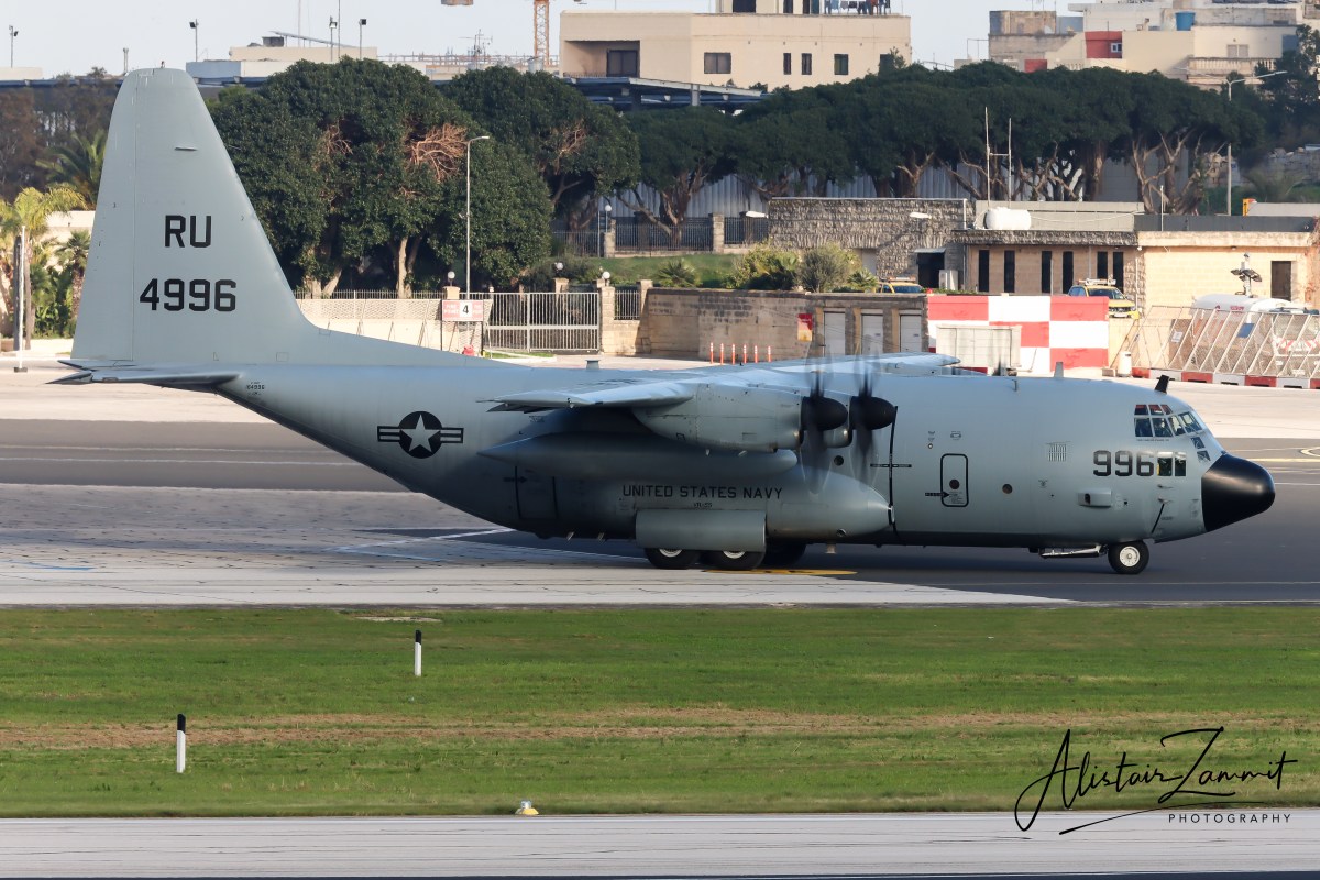 US Navy C-130T visits&nbsp;LMML