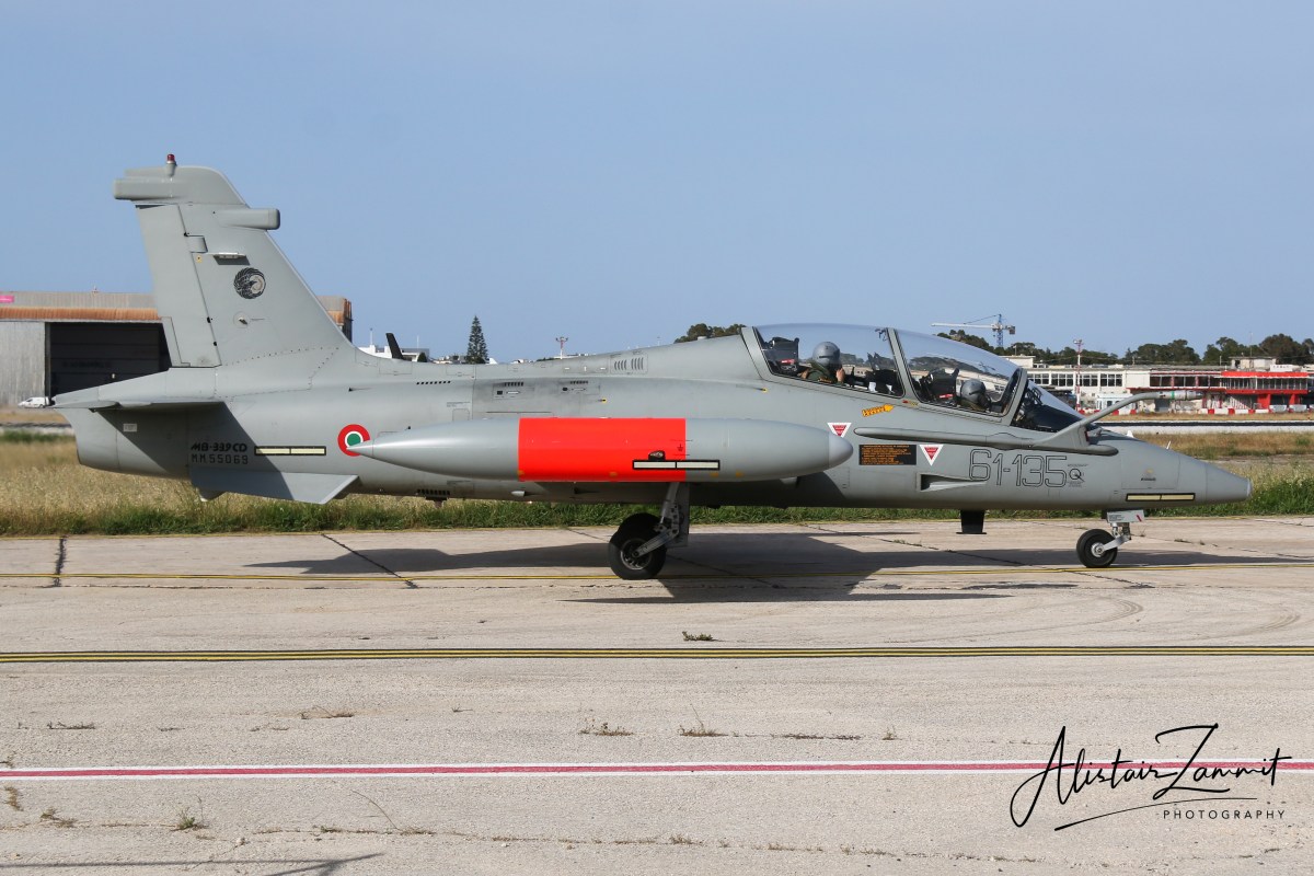 Aeronautica Militare Aermacchi&nbsp;MB-339!